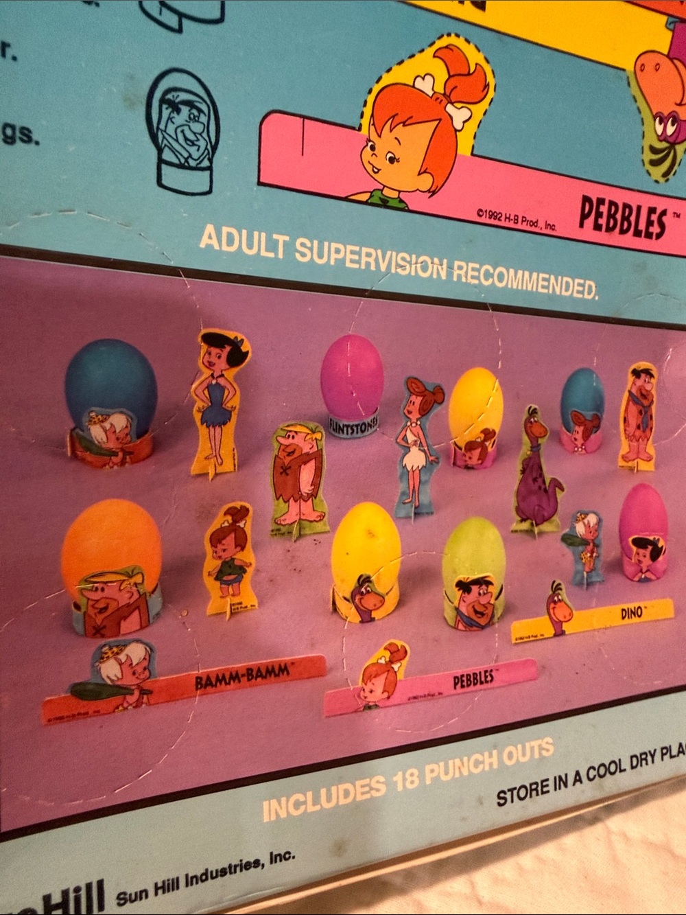 NWT Vintage Flintstones Egg Coloring Kit Dye and punch out egg holders